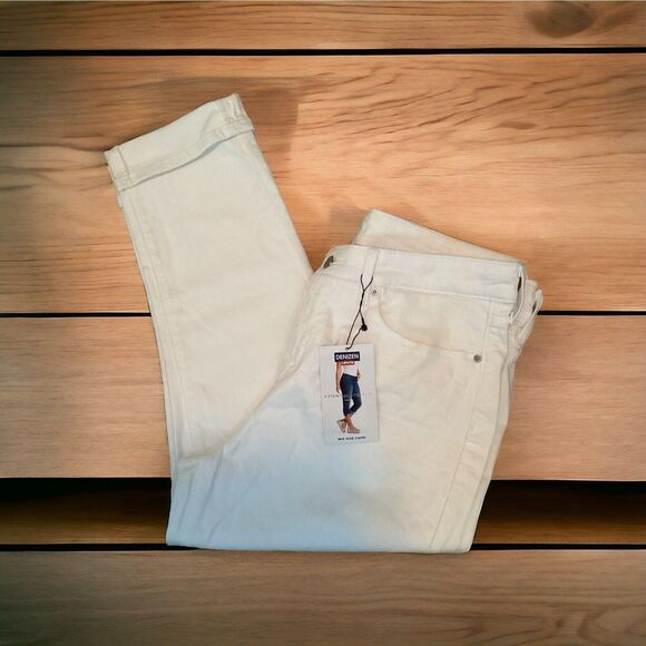 Levi’s Denizen White Denim Mid Rise Capri Stretch Jeans Size 16 W33 NEW - Picture 1 of 8